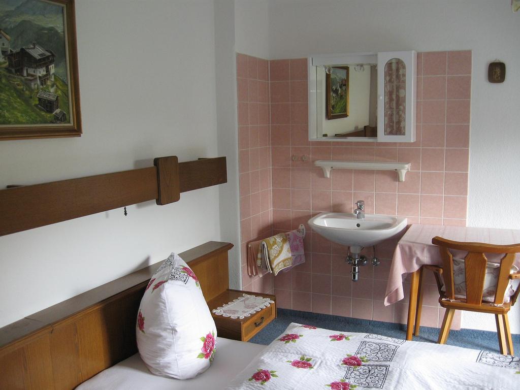 Apartment Hubert Praxmarer Fulpmes Habitación foto